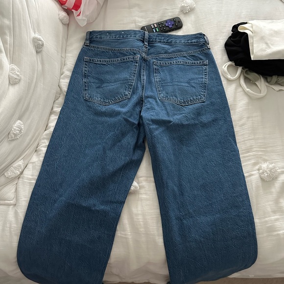 American Eagle 90s straight denim jeans - size 6 - Picture 2 of 3